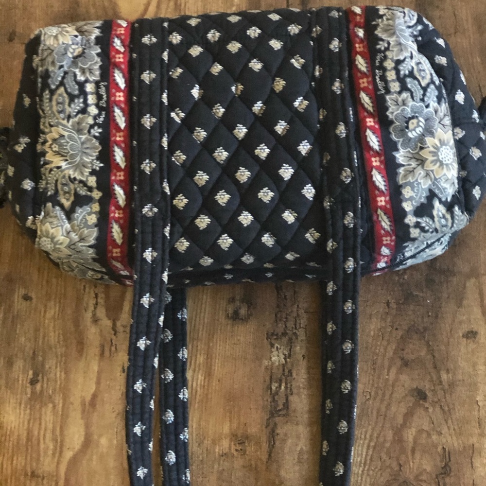 Vera Bradley | Black Quilt Hand Bag - Picture 4 of 6